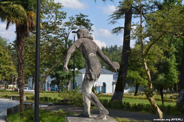 Бэтонныя піянэры, сьведкі савецкай мінуўшчыны